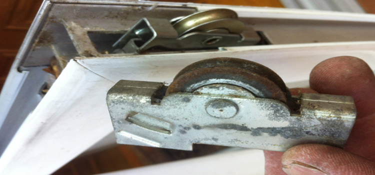 screen door roller repair in Topanga